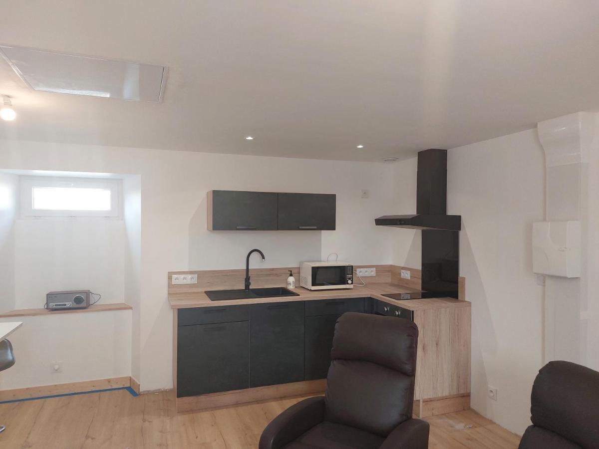 Appartement Plein Centre Broons Exterior foto