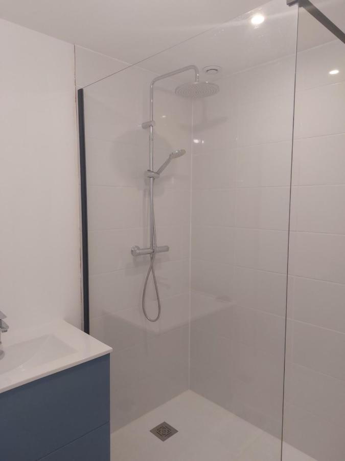 Appartement Plein Centre Broons Exterior foto